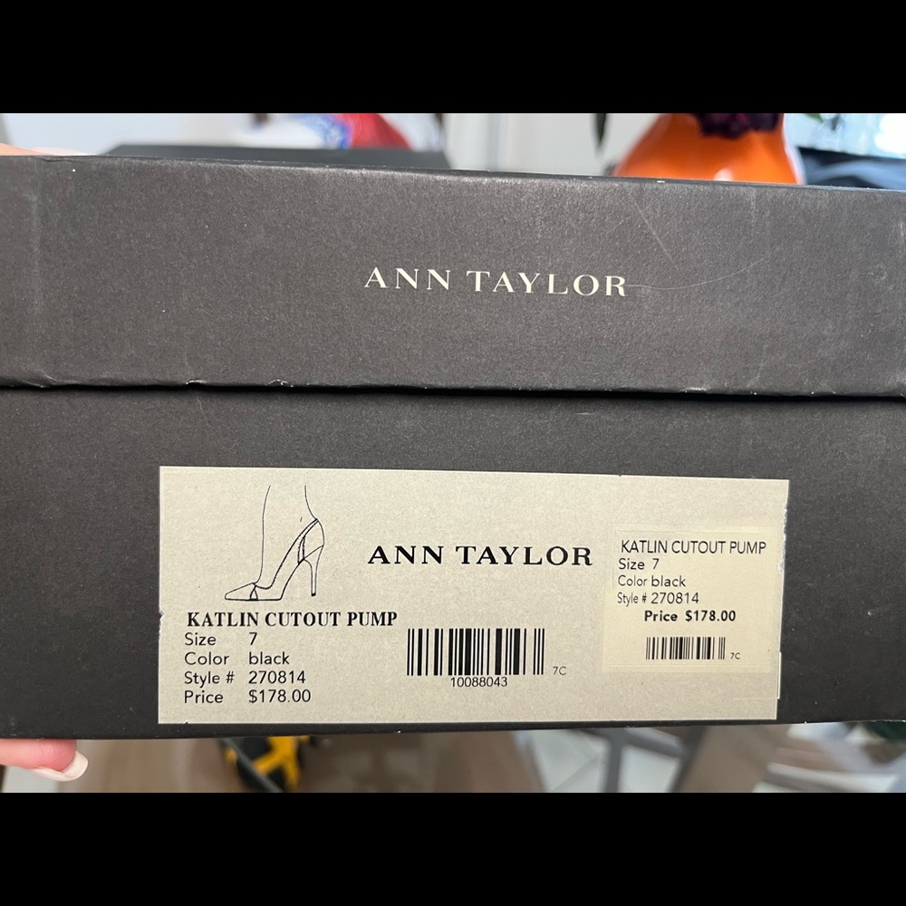 Ann Taylor black sling backs